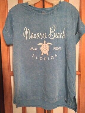 Women's Vintage Blue T-shirt From Navarre Beach Florida By Day Break Sz M